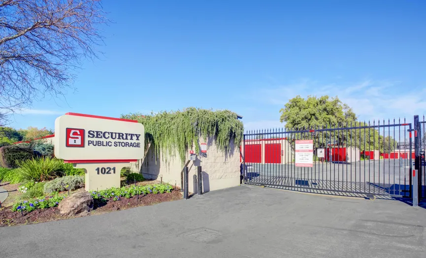 Street view of Security Public Storage, a secure self storage facility in North Santa Rosa along Hopper Avenue