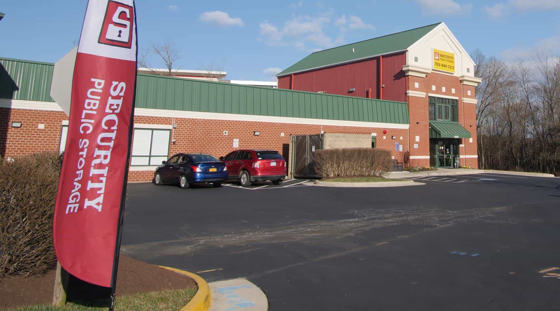 Self Storage Units & ClimateControlled Storage Ashburn, VA