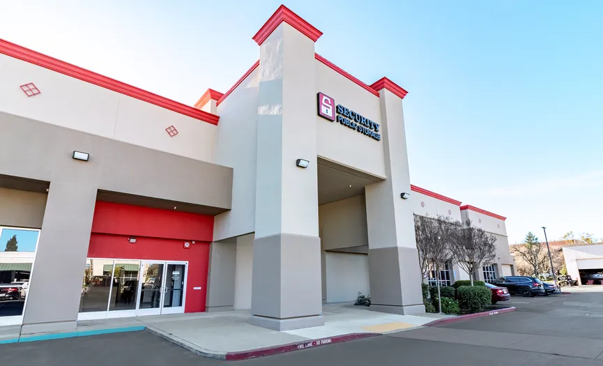 Street view of Security Public Storage, a secure self storage facility in San Ramon near City Center Bishop Ranch