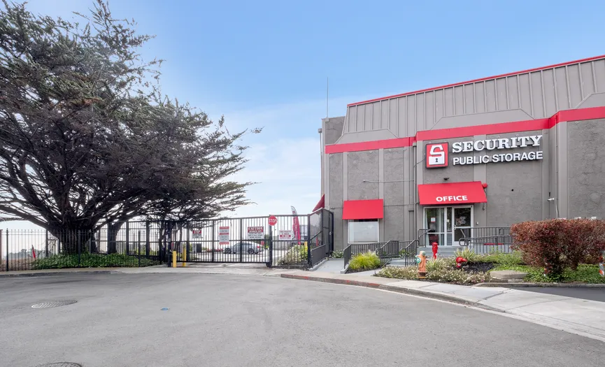 Street view of Security Public Storage serving Westlake and Serramonte in Daly City CA