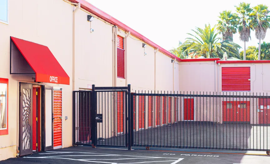 Electronic gate protecting storage units at Security Public Storage in San Pablo
