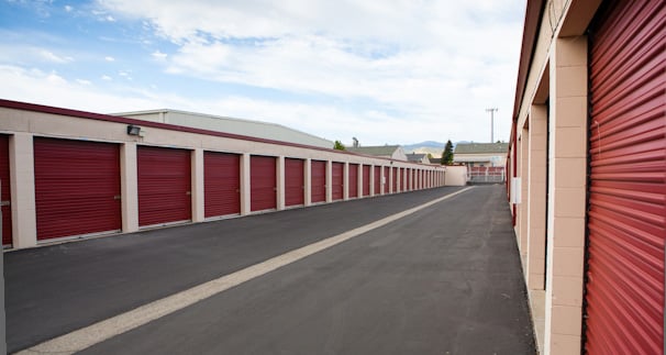 pittsburg drive-up storage units