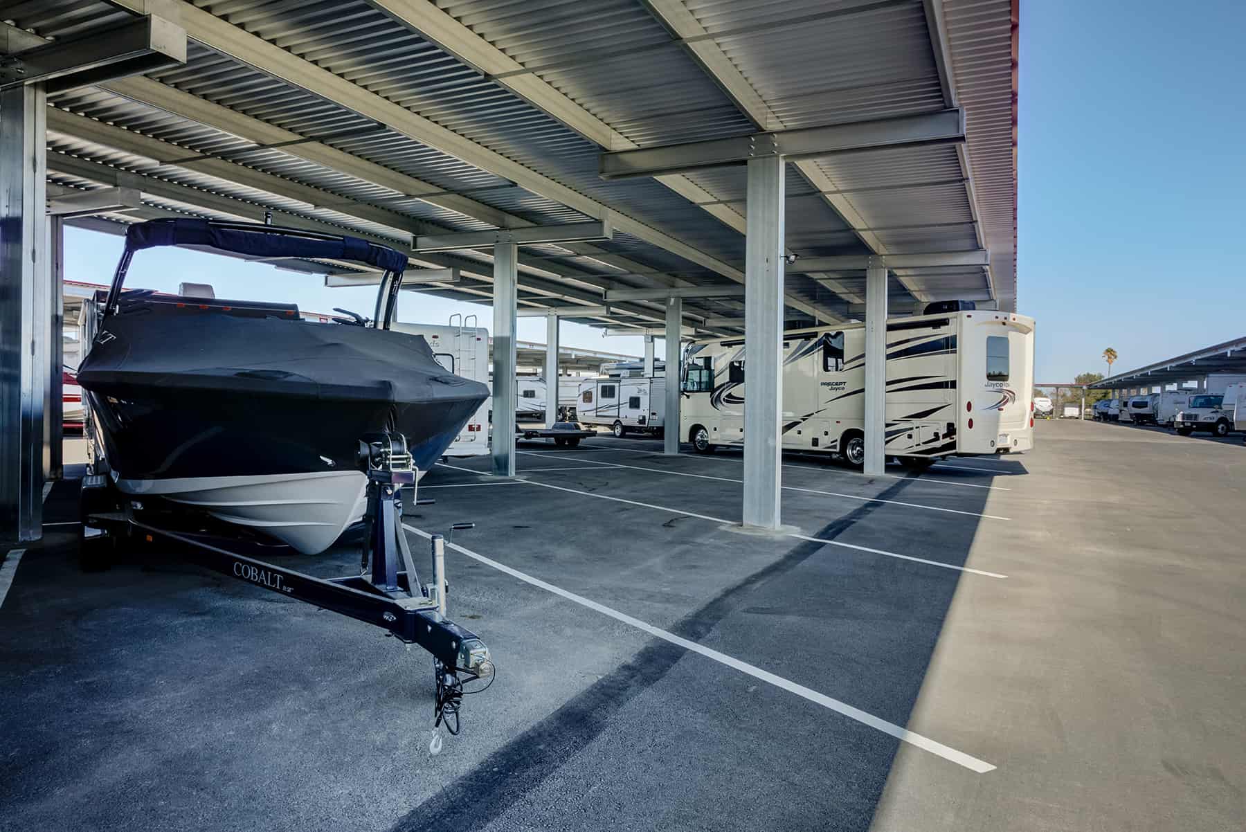 Self Storage Units & Indoor Boat/RV/Vehicle Parking in Salinas, CA