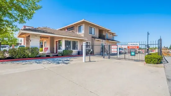 Security_Public_Storage_in_Roseville__CA_on_Galleria_Blvd