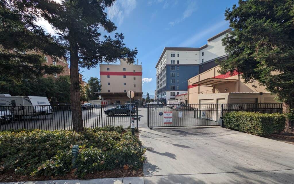 back-street-view-security-public-storage-redwood-city