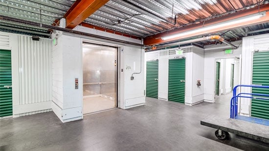 daly-city-storage-elevator