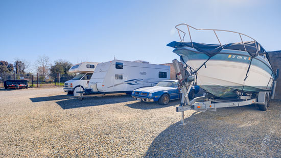 boat and rv parking in sacramento on fruitridge rd