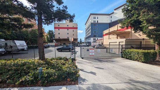 gated-storage-redwood-city