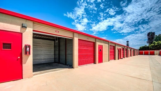 large-drive-up-storage-moreno-valley