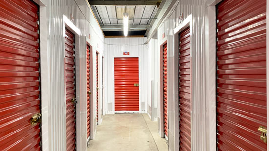 modesto-hallway-self-storage