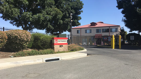 pittsburg-self-storage-facility