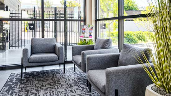 portland-self-storage-rental-office
