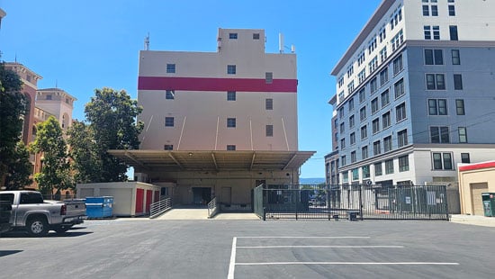redwood-city-fully-gated-storage