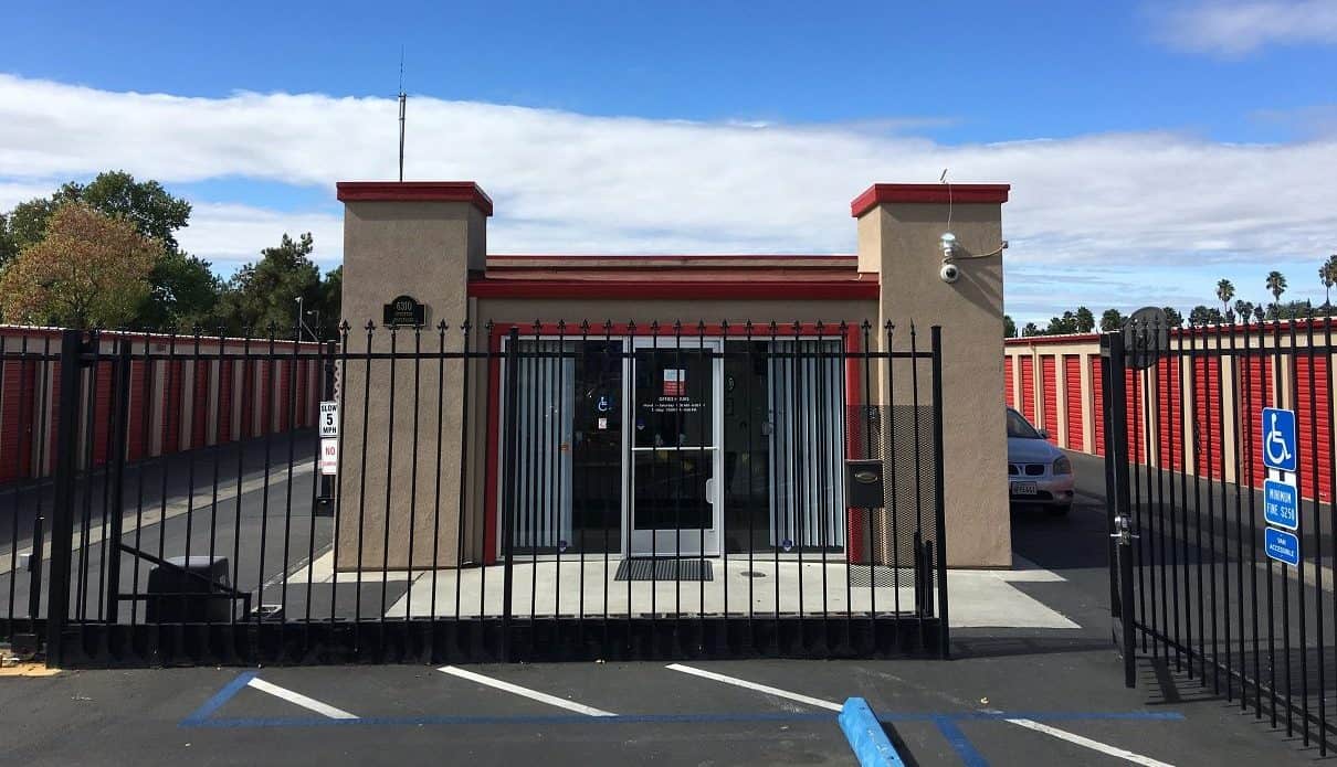 Storage Unit Prices in Sacramento, CA See Units Near 95824