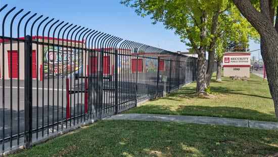 fully-gated self storage facility in vacaville